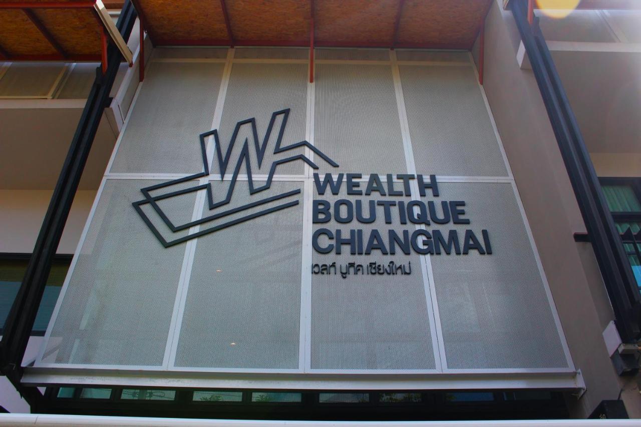 Wealth Boutique Hotel Chiang Mai Exterior photo